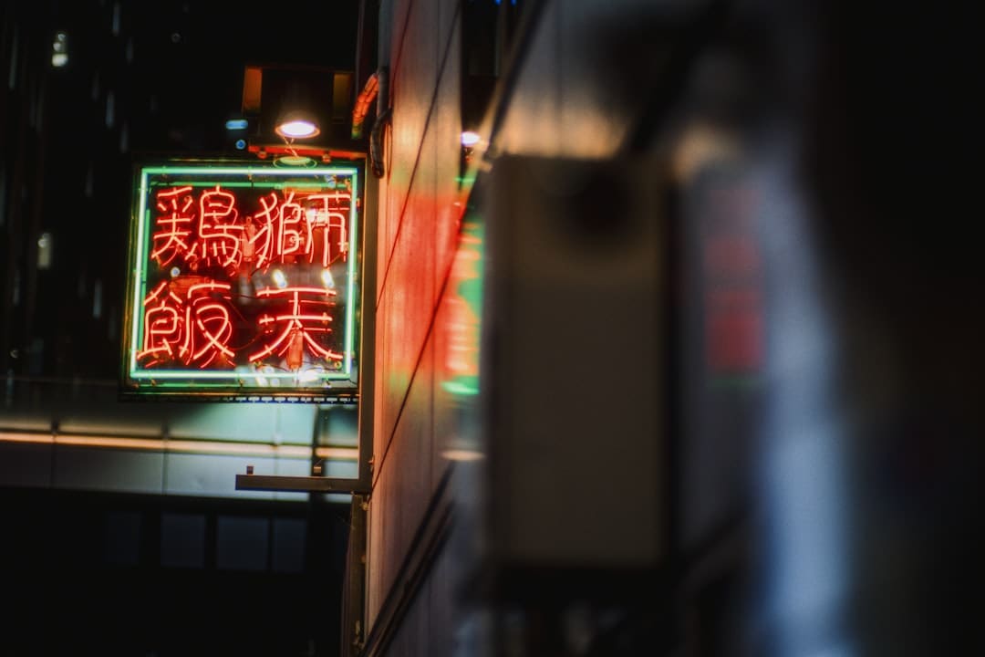 石狮市领导到湖边社区调研社区管理立异作业